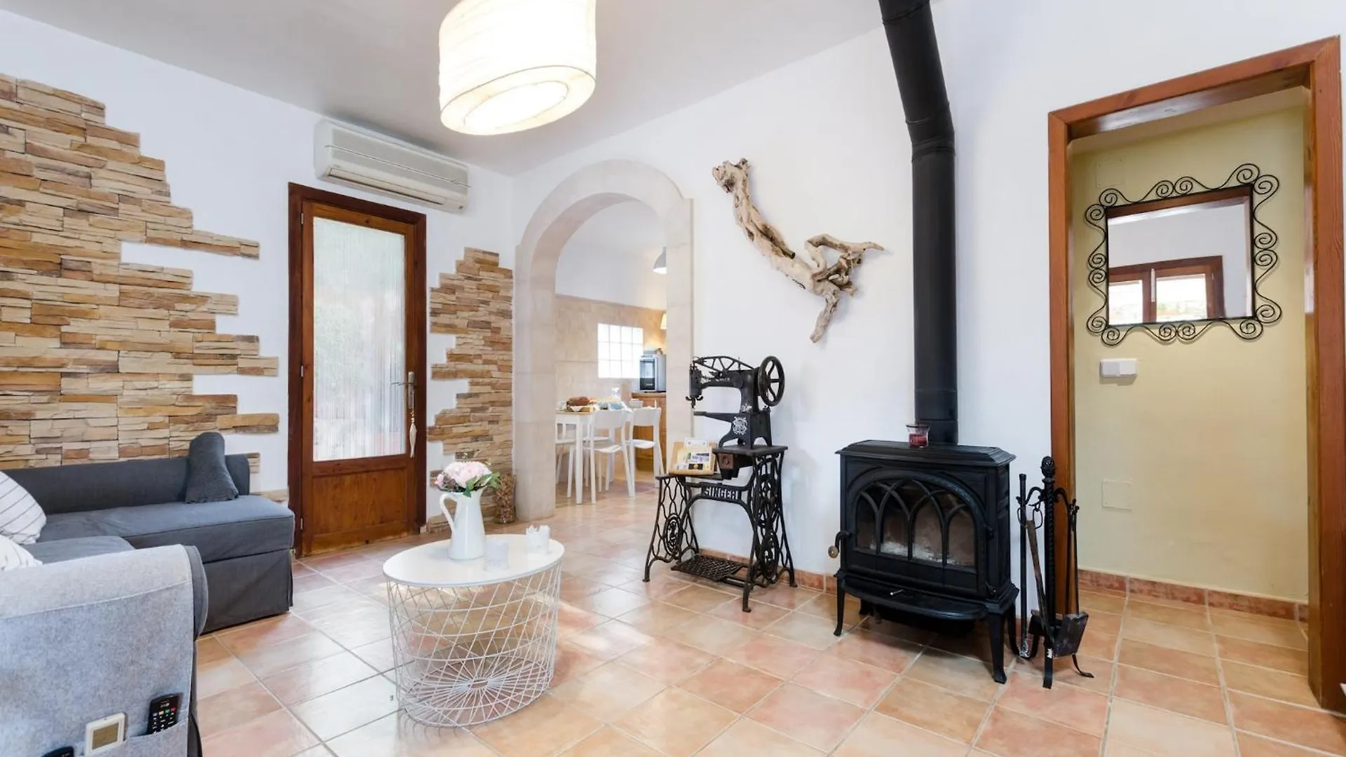 Cas Pati Son Moja - House In Cala Santanyi Villa Spain