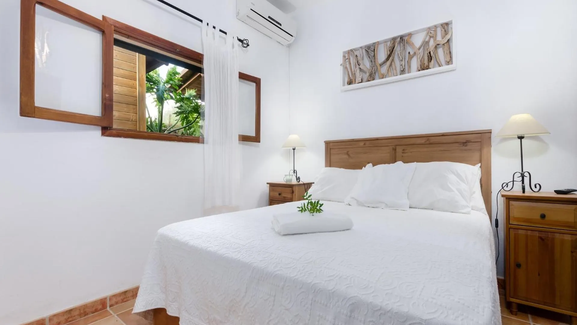 Chalet Cas Pati Son Moja - House In Cala Santanyi Villa